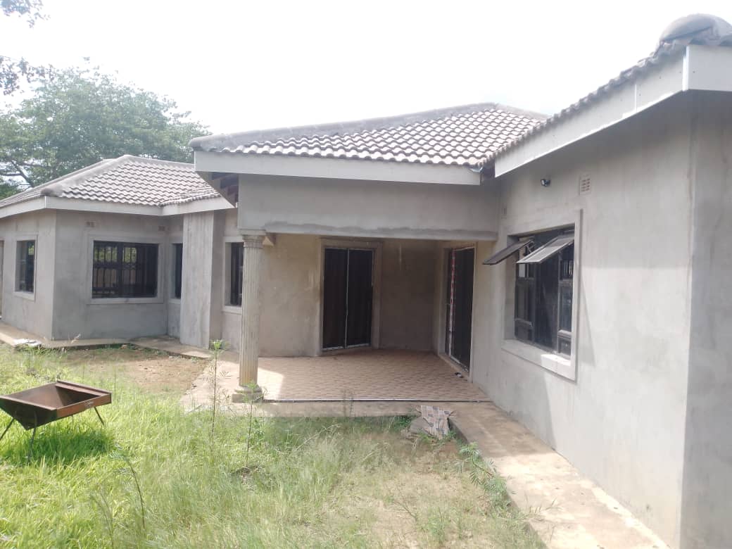 Prime Harare mansion For Sale - Image 1
